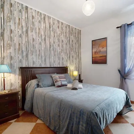 Apartment Grand Beachside - *