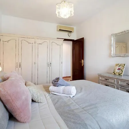 Apartment Grand Beachside -